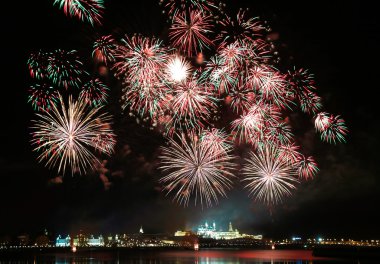 Kazan (Rusya Kremlin üzerinde havai fişek)