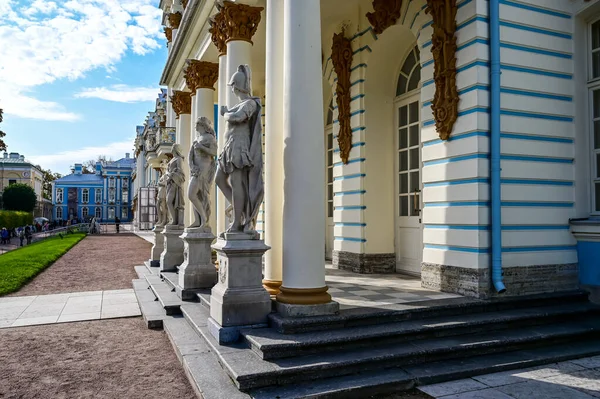 Palácio das Catherines. Uma obra-prima da arquitetura russa. a cidade de Pushkin. — Fotografia de Stock