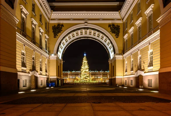 Yeni yıl, Noel ağacı. St. Petersburg Sarayı