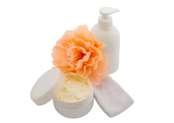 Wellness kosmetische Cremes und Blume isoliert auf weiß — Stockfoto