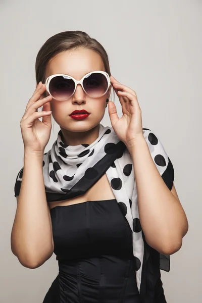 Young retro styling caucasian woman posing — Stock Photo, Image