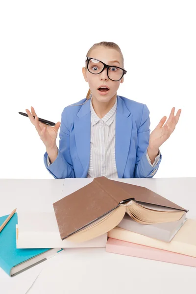 Geschokt, verbaasd student dragen van een bril — Stockfoto