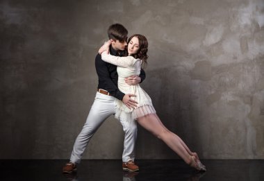 güzel çift aktif balo salonu dans