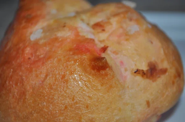 ขนมป งบนจาน — ภาพถ่ายสต็อก