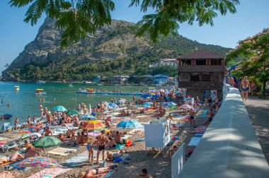 Novyi Svet, Kırım, 20 Temmuz 2011: Kırım 'ın Novy Svet plajında güneşli bir günde