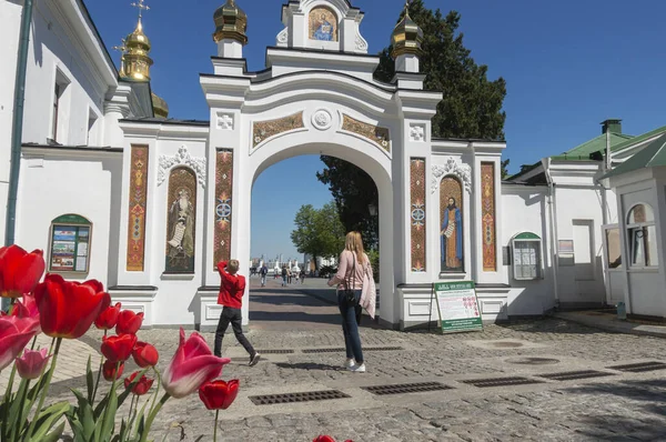 Kiew Ukraine Mai 2021 Eintritt Die Kirche Der Kreuzerhöhung Und — Stockfoto