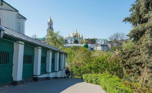 Oude Passage Galerij Naar Nabijgelegen Grotten Een Panoramisch Uitzicht Kiev — Stockfoto