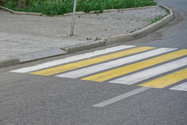 Example Curb Equipped Wheelchair Ramp Exit Pedestrian Crossing Accessible Urban — Stockfoto
