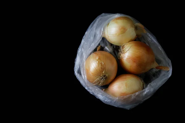 Φρέσκα Κρεμμύδια Αγορασμένα Ένα Κατάστημα Λαχανικών Για Μαγείρεμα Βρίσκονται Μια — Φωτογραφία Αρχείου