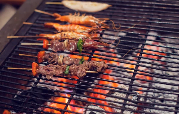 Viande Crevettes Sur Feu Cuisson Bbq Fruits Mer — Photo