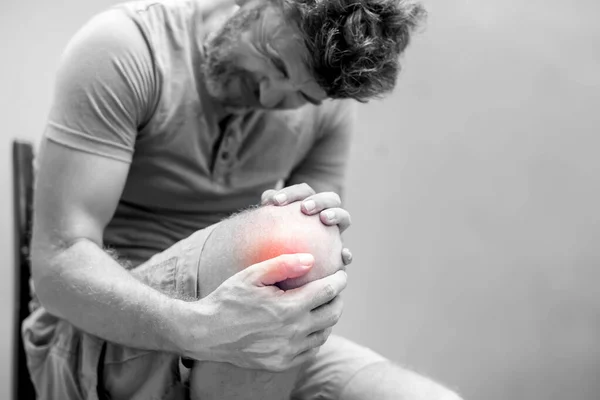 Man Knee Pain Close Pain Relief Concept — Stock Photo, Image
