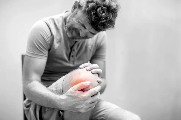Man Knee Pain Close Pain Relief Concept — Stock Photo, Image