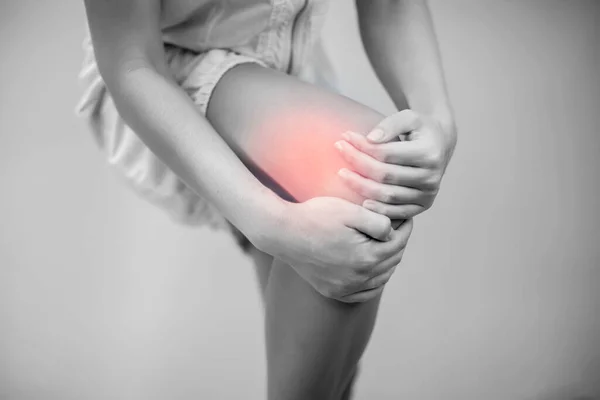 Woman Knee Pain Close Pain Relief Concept — Stock Photo, Image