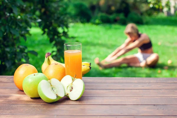 Lifestyle Sport Healthcare Woman Yoga Exercises Garden Healthy Food Table — Stock Photo, Image