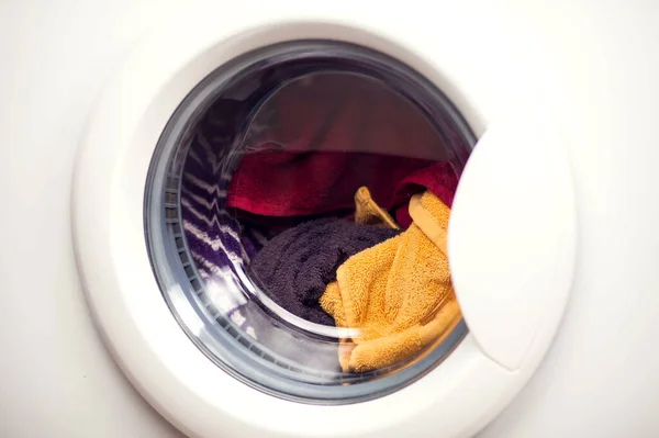 White Washing Machine Full Clothes Close Laundry Concept — Stock Photo, Image