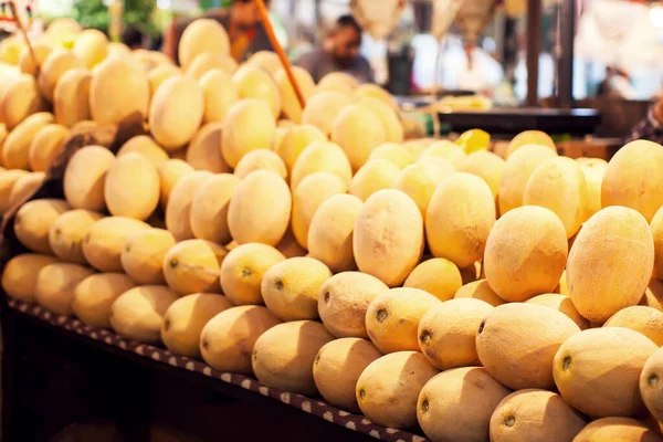 Melon Manis Pasar Makanan Musim Panas Yang Sehat Dan Organik Stok Lukisan  