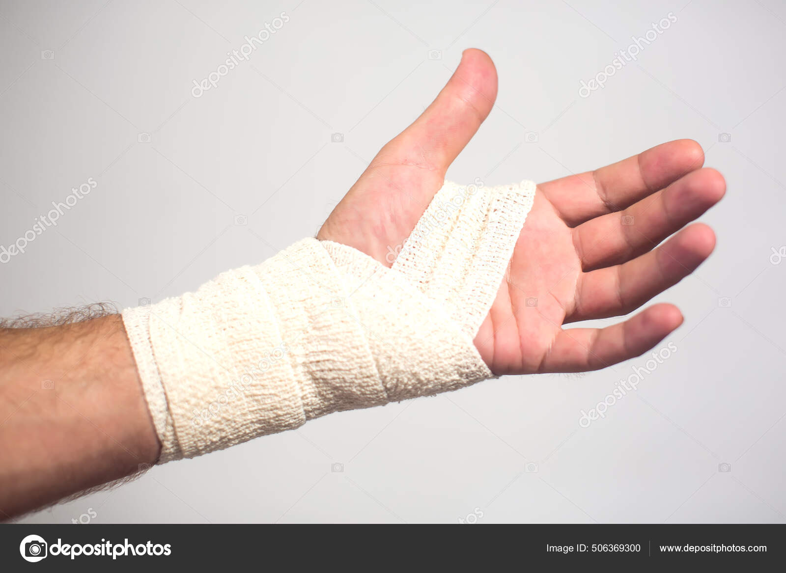 Elastiskt Bandage Till Hands Koncept För Hälso Och Sjukvård —  Stockfotografi © dexteris #506369316