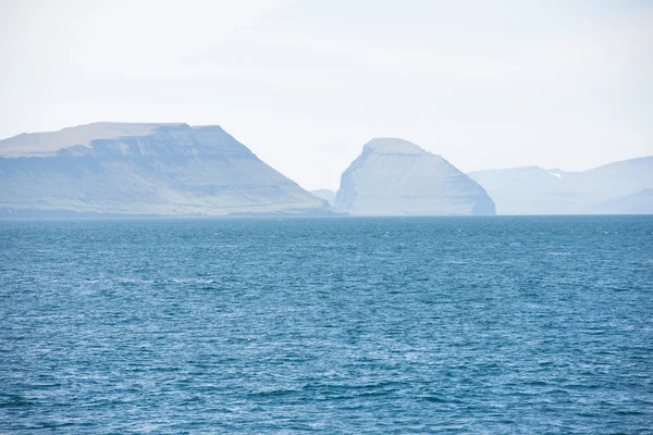 Landschaft auf den Färöern — Stockfoto