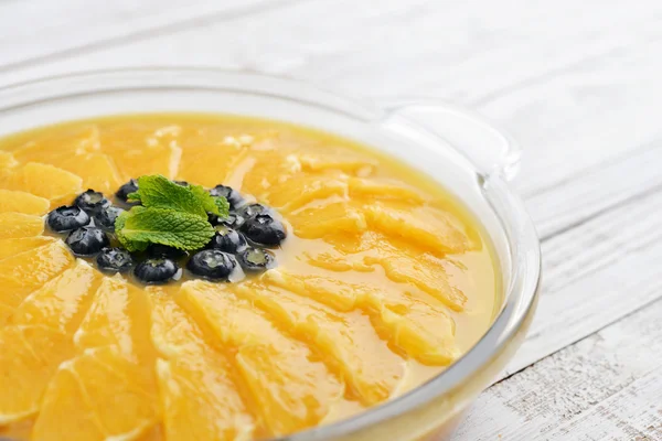 Torta com fatias de laranja — Fotografia de Stock