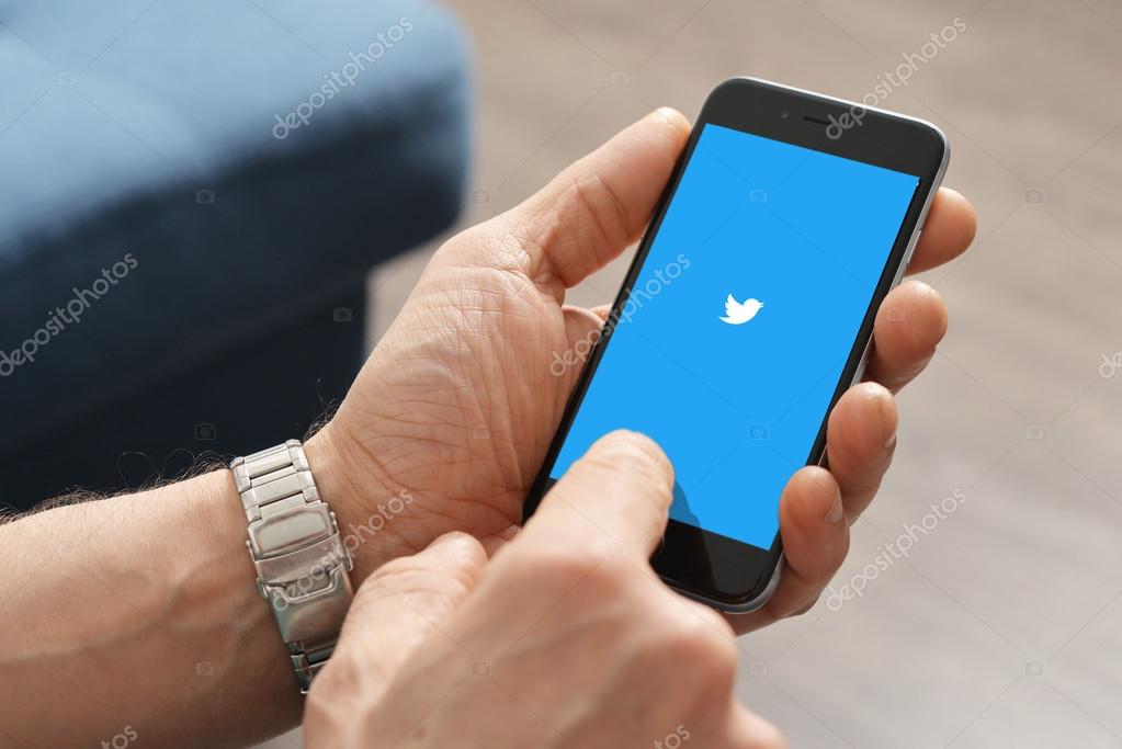 Twitter Aplikace Na Apple Iphone 6 Stock Redakcni Foto C Tashka00 Twitter Aplikace Na Apple Iphone 6 Stock Redakcni Foto C Tashka00