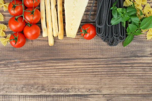 Ingredientes alimenticios italianos — Foto de Stock