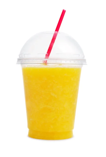 Smoothie orange dans une tasse en plastique — Photo