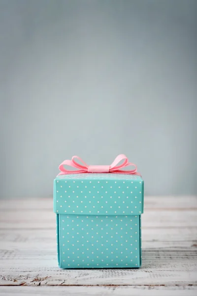 Gift box — Stock Photo, Image