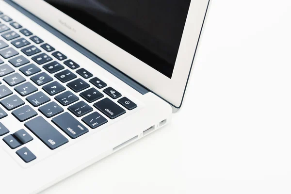 アップルの Macbook Air 2014 年前半 — ストック写真