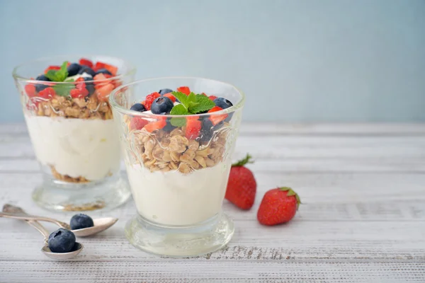 Muesli z jogurtem — Zdjęcie stockowe
