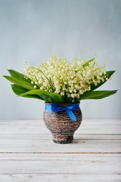 5 月ユリの花束 — ストック写真