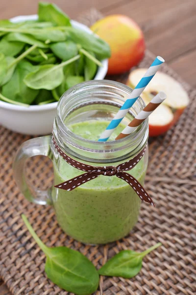 The Green smoothie — Stock Photo, Image