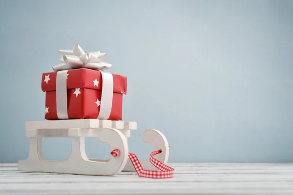 Red gift box — Stock Photo, Image