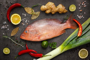 Balık, red snapper, sızıntı, kireç, limon yemek için taze malzemeler, 