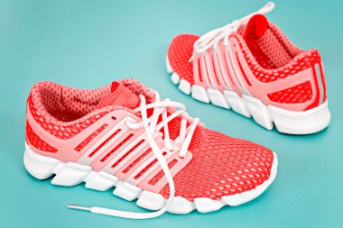 Yeni turuncu ve beyaz Koşu Ayakkabı, spor ayakkabı veya eğitmen olarak mavi ba