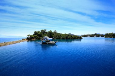 Yassica Adaları, Fethiye Körfezi içinde beş güzel adadan oluşan bir gruptur.. 