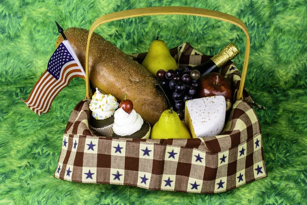 Picnic Basket of Fruit — Stock Photo, Image