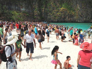 Sahilde kitle turizmi