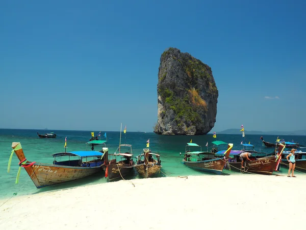 Longtail boat — Stock Photo, Image