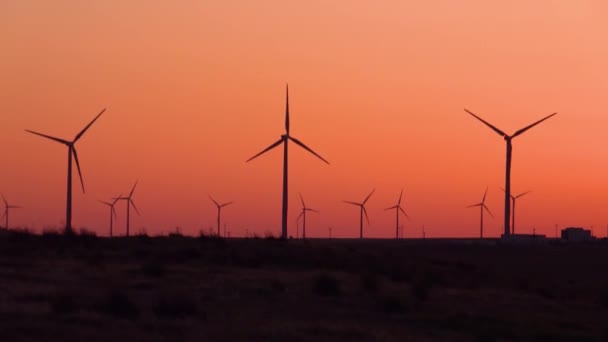 Turbiny Wiatrowe Zachodzie Słońca Stanie Idaho Malowniczy Widok Generator Turbin — Wideo stockowe