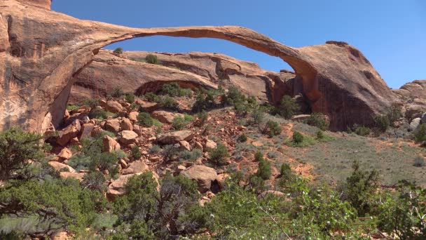 Landskapsbuen Største Buene Djevlehagenes Sti Arches Nasjonalpark Moab Utah – stockvideo