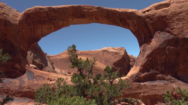 Oblique View Double Arch Arches National Park Utah Moab Usa — Stock Video