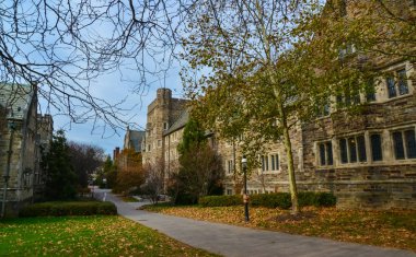 PRINCETON, NJ USA - 12 Kasım 2019: Ivy League College Building, Princeton Üniversitesi, NJ USA