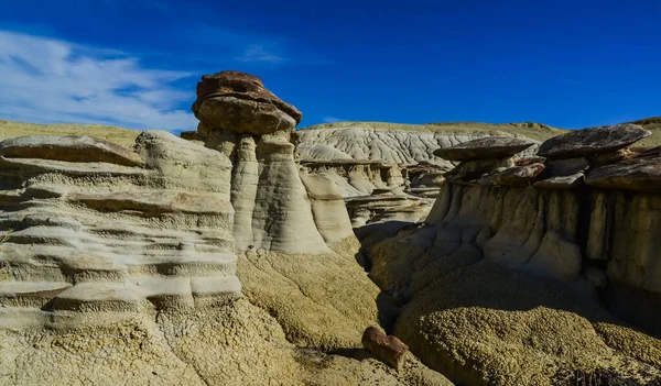 新墨西哥州法明顿市附近圣胡安县阿石 帕荒原研究区侵蚀形成的奇怪砂岩地层 — 图库照片