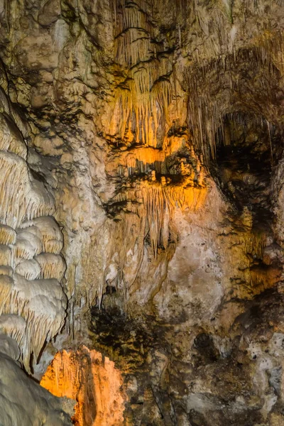 Calcite Inlopp Stalaktiter Och Stalagmiter Stora Underjordiska Hallar Carlsbad Grottor — Stockfoto