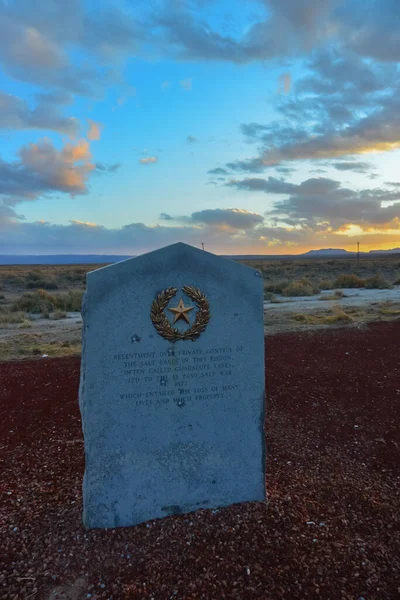 New Mexico Usa November 2019 Monument Vid Vägkanten Med Femuddig — Stockfoto