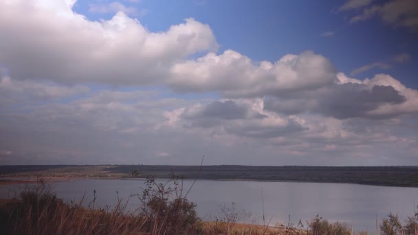 Nuvens Chuva Branca Sobre Estuário Tiligul Ucrânia — Vídeo de Stock