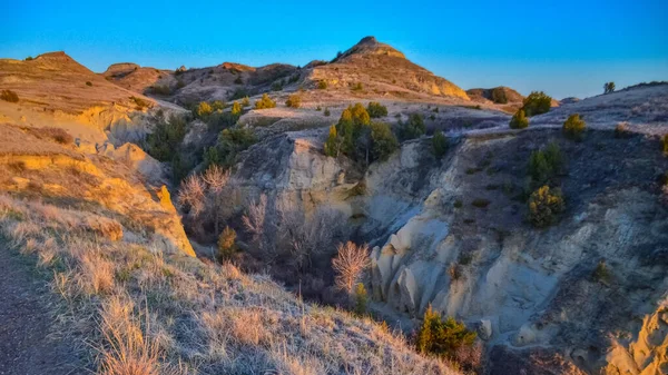 Paisaje Geológico Arcilla Pedregosa Montañas Rocas Por Noche Atardecer Dakota — Foto de Stock