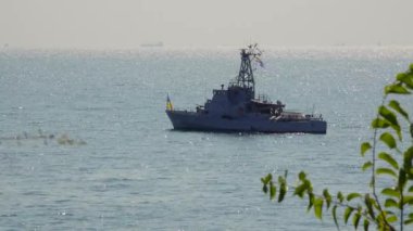 UKRAINE, ODESSA - 24 Ağustos 2021: Ukrayna 'nın Karadeniz' deki bağımsızlığının 30. yıldönümü şerefine askeri geçit töreni, Odessa