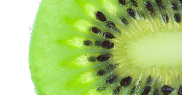 Krama Skivor Kiwi Kiwi Frukt Skivor Komprimeras Och Krossas Närbild — Stockvideo