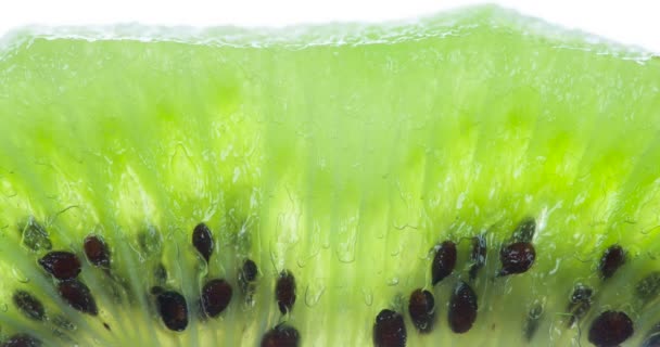 Ljusgröna Kiwi Tryck Kiwi Frukt Skivor Komprimeras Och Krossas Närbild — Stockvideo